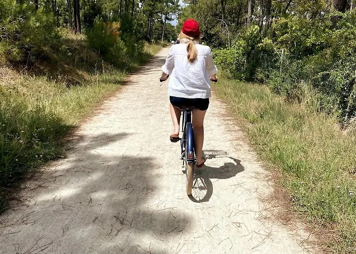 Les Amourettes - 2 Min A Pied - Jardin