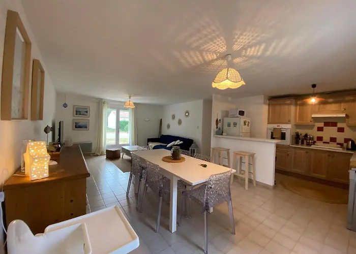 Les Amourettes - 2 Min A Pied - Jardin Villa